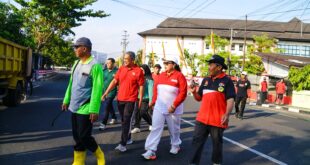Ketua DPD LDII bersama Bupati Gunungkidul dan Kepala DLH